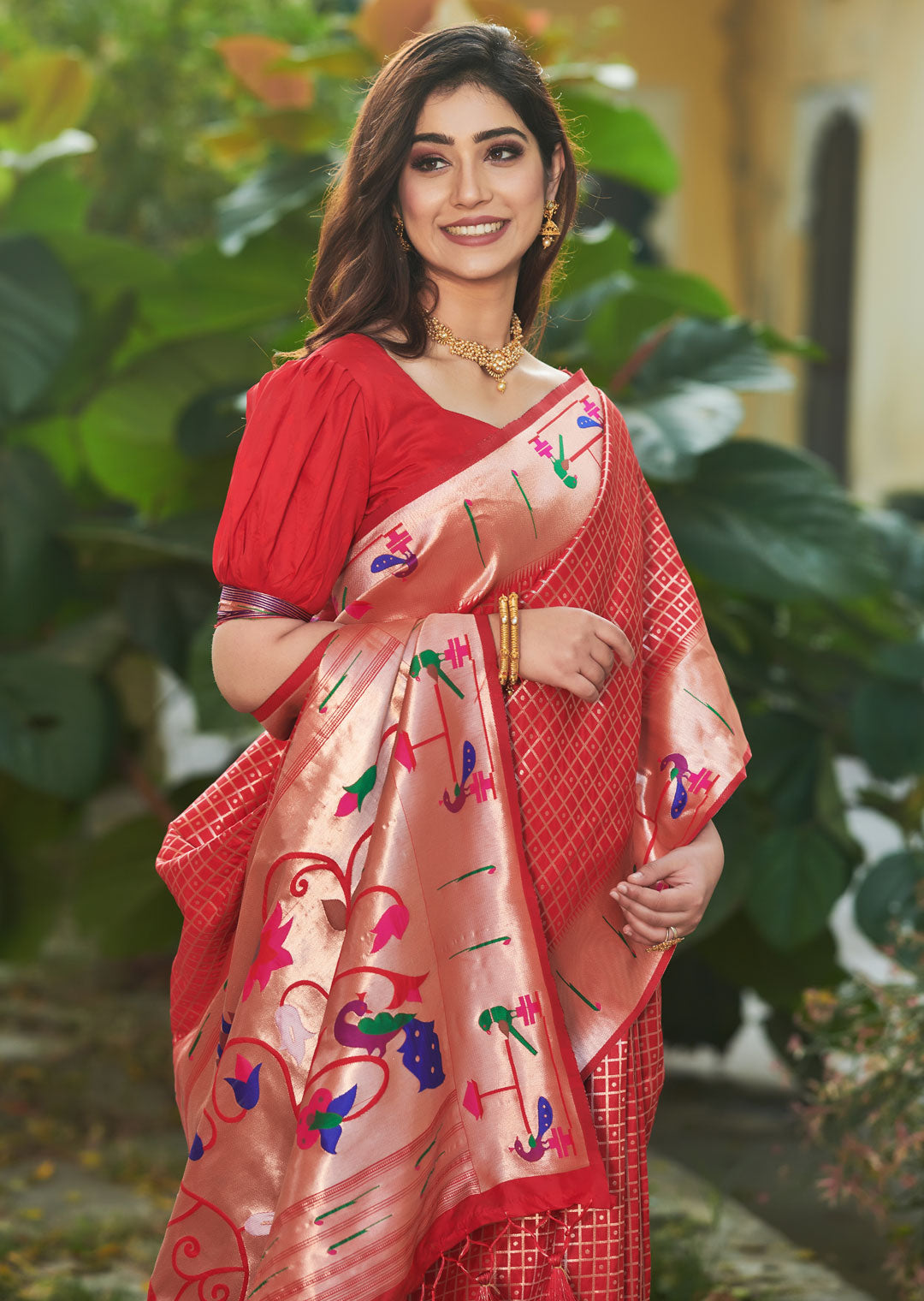 RED ZARI WOVEN TRADITIONAL PAITHANI SILK SAREE