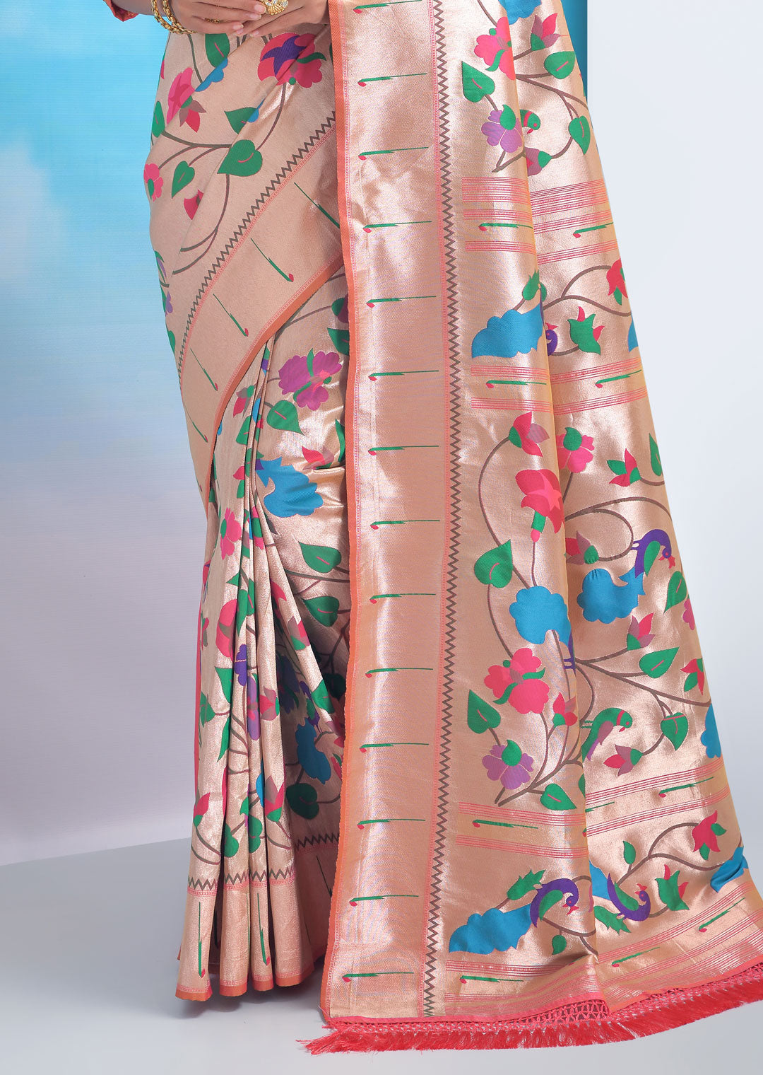 PEACH ZARI WOVEN TRADITIONAL PAITHANI SILK SAREE