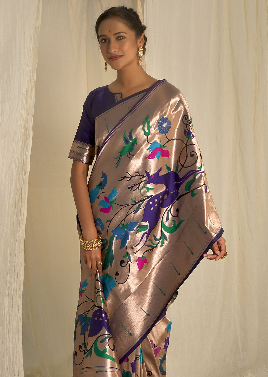 GRAPE VIOLET ZARI WOVEN TRADITIONAL PAITHANI SILK SAREE