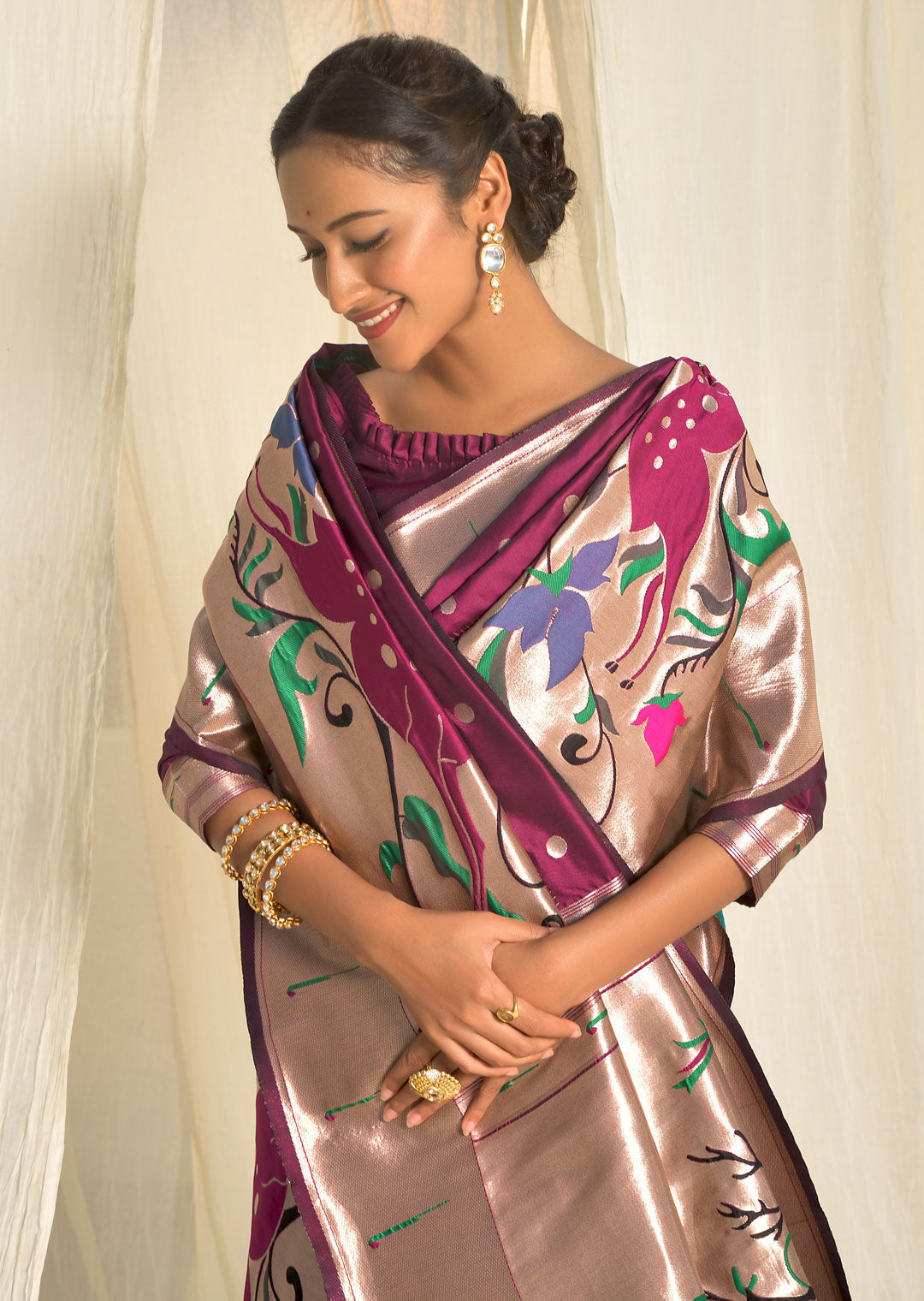 WINE PURPLE ZARI WOVEN TRADITIONAL PAITHANI SILK SAREE